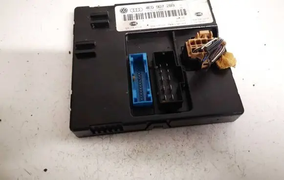 Audi A8 S8 D3 4E Comfort/convenience module 4e0907289 4e0910289a
