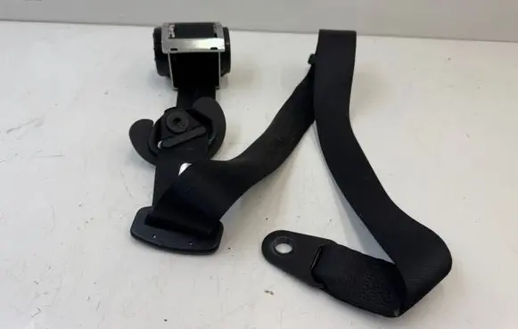 Mini Paceman (R61) Front seatbelt 9809946