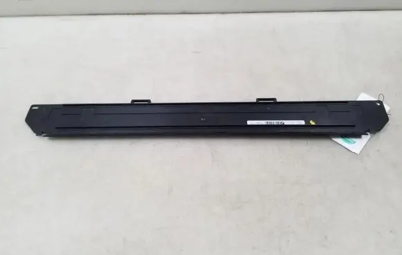 BMW i3 Radiator mount bracket 7616028