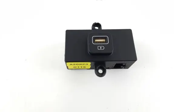 KIA Sorento IV USB socket connector 96125P2600