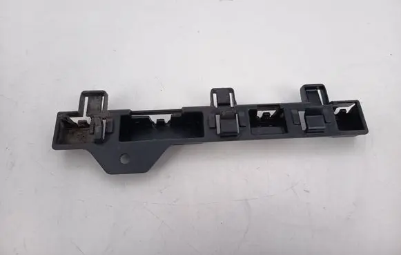 BMW 2 F22 F23 Sill supporting ledge 7240874