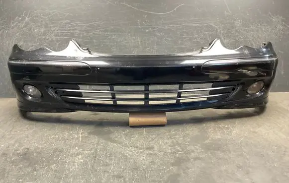 Mercedes-Benz C W203 Front bumper A2038801005
