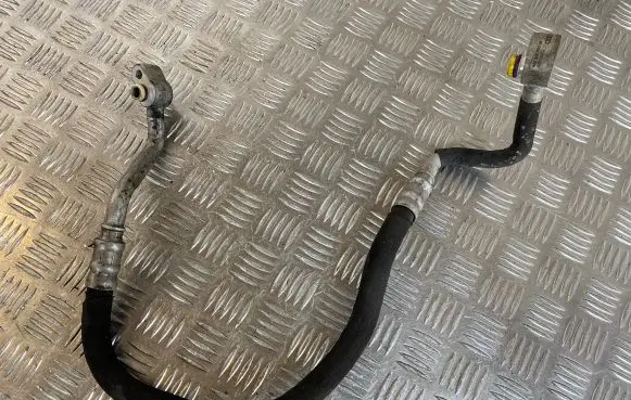 Audi A6 S6 C6 4F Air conditioning (A/C) pipe/hose 4F0260701M M981000A2