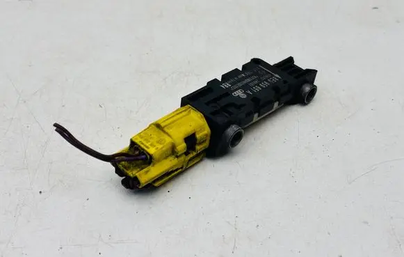 Audi A4 S4 B7 8E 8H Airbag deployment crash/impact sensor 8E0959651A