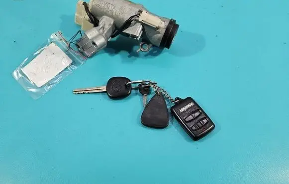 Toyota Corolla E110 Ignition lock 450201211 IMPRK1578935