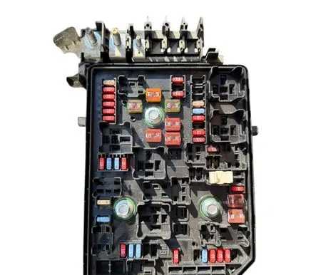 Chevrolet Volt II Fuse box set 84016065 8639800000000U 812461952