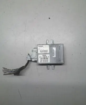 BMW 5 F10 F11 Air suspension control unit module (rear) 6860386 4461500610 004014003