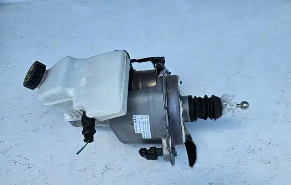 Peugeot 508 II Brake booster 9839059780