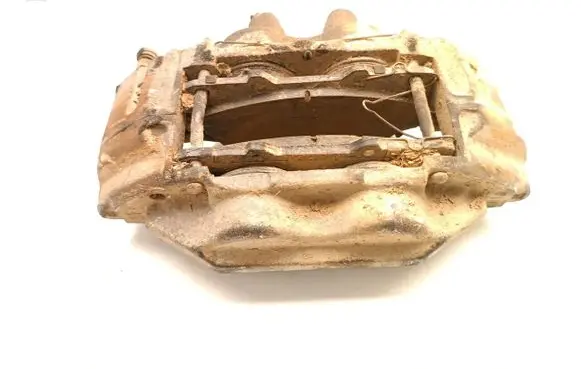Toyota Hilux (AN10, AN20, AN30) Front brake caliper