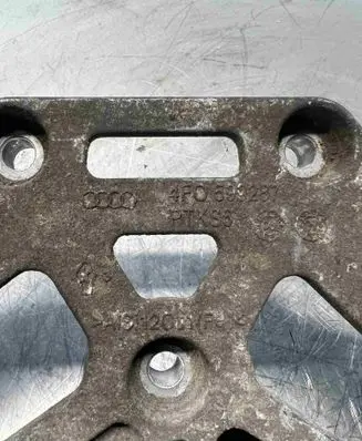Audi A6 Allroad C6 Rear differential/diff mount bracket 4f0599287