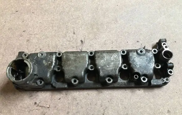 Skoda Fabia Mk1 (6Y) Rocker cam cover 030103475AG