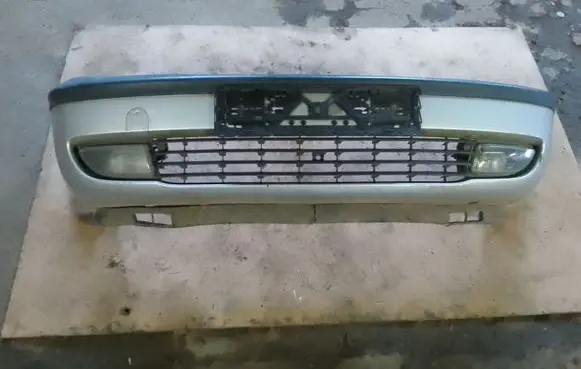 Opel Zafira A Front bumper