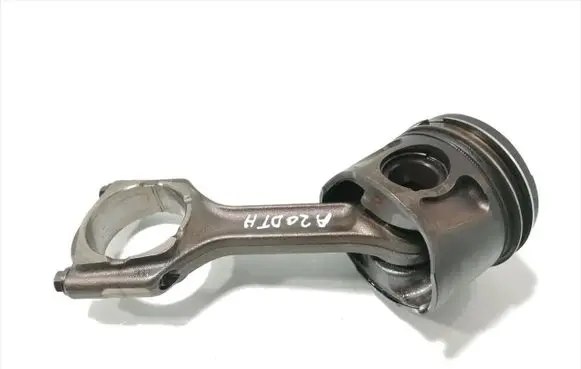 Opel Insignia A Piston with connecting rod 