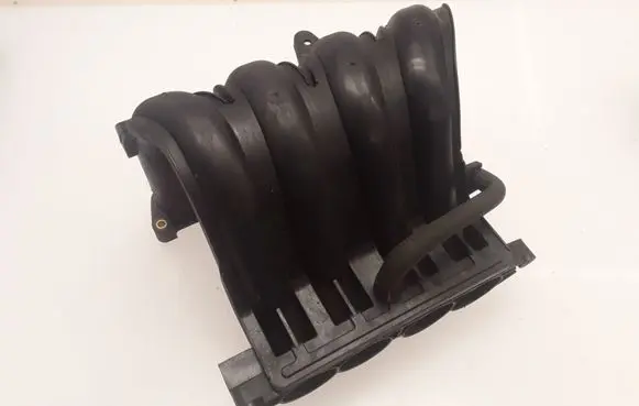 Nissan Micra Intake manifold