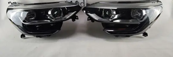 Renault Megane IV Headlights/headlamps set 