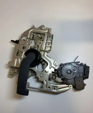Renault Master III Rear door lock BBQ0410
