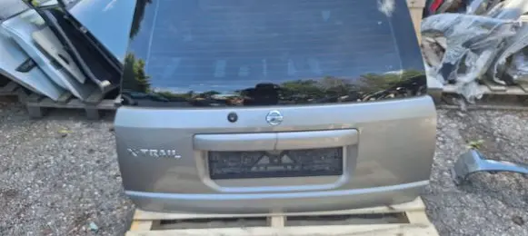Nissan X-Trail T30 Tailgate/trunk/boot lid