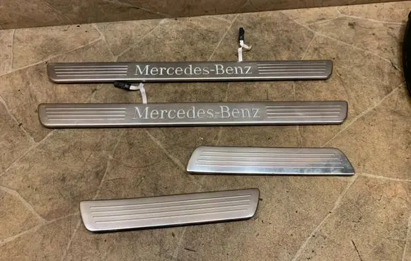 Mercedes-Benz GLE (W166 - C292) sill trim set (inner) A1666808600