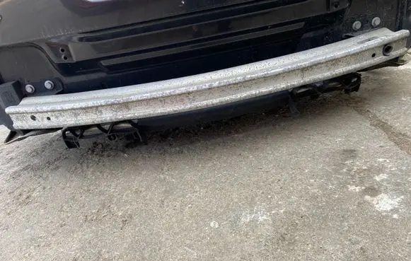 Audi Q7 4L Rear beam 