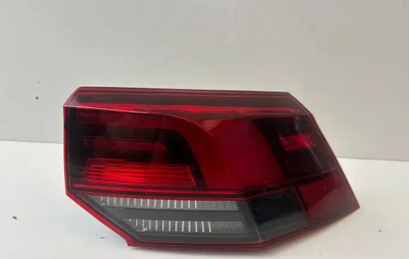 Volkswagen Golf VIII Rear/tail lights 5H0945096C