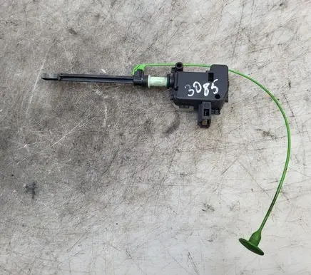 Volvo S60 Fuel tank cap lock 86113136 0311100955