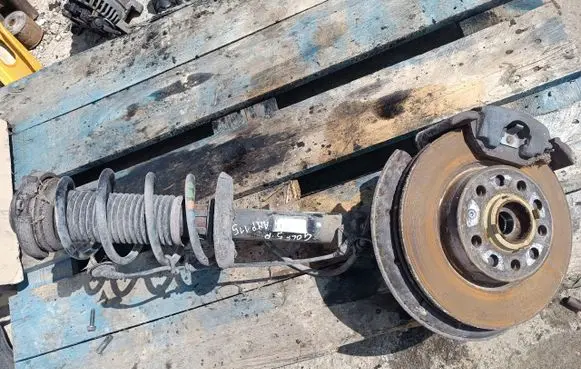Volkswagen Golf V Front wheel hub spindle knuckle 1K0413031BE