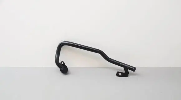 Volkswagen Jetta VI Engine coolant pipe/hose 04L121065AJ