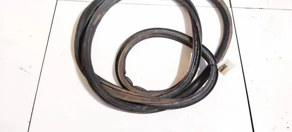 Mazda 3 I Trunk rubber seal (body) 