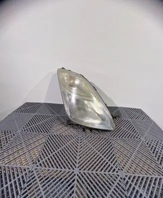 Toyota Prius (XW20) Headlight/headlamp VPPMD60CF20K