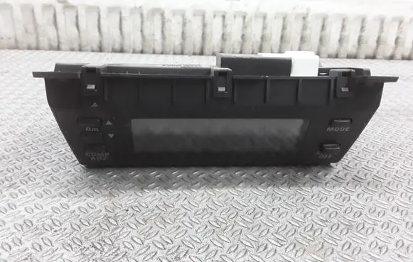 Toyota Hilux (N80, N90, N100, N110) Screen/display/small screen 8329035010