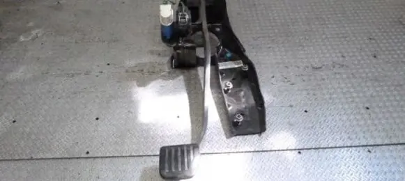 Ford Mondeo MK IV Brake pedal 7G9N2D094NB