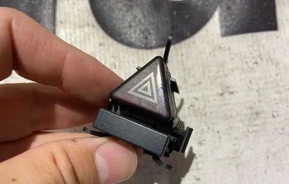 Mercedes-Benz A W169 Hazard light switch a1698207410 1698207410