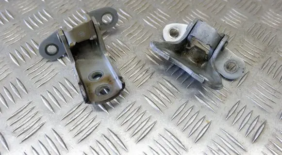 Toyota Prius (XW50) Front door hinge set 6872012151 6874012120