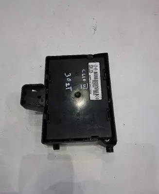 Renault Clio III Comfort/convenience module 8200652285