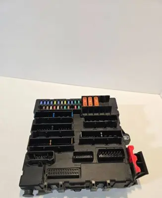 Opel Signum Fuse module 13189928 00153354 519044507