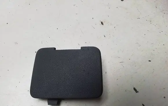 Volvo XC90 Front tow hook cap/cover 8662995 2419