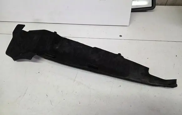 Nissan X-Trail T32 Fender end trim 