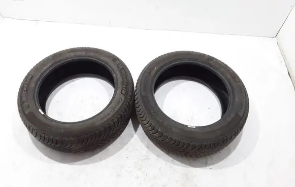 Volvo XC60 R20 summer tire 
