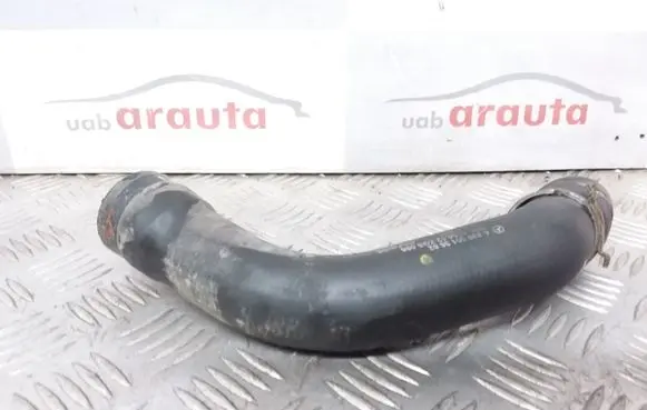Mercedes-Benz Vito Viano W639 Engine coolant pipe/hose A6395013882