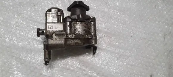 BMW 5 E60 E61 Power steering pump 678084803