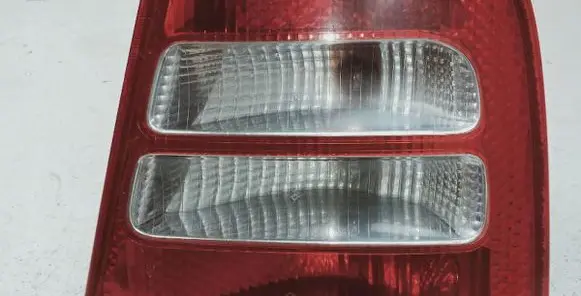 Skoda Octavia Mk2 (1Z) Tailgate rear/tail lights 
