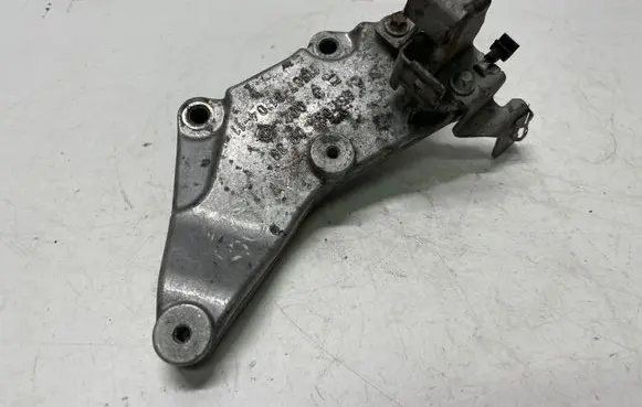 Mercedes-Benz E W212 Other engine bay part A6510940039