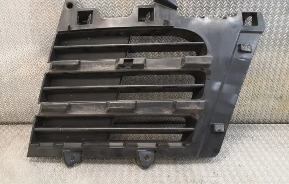 Porsche Cayenne (9PA) Front grill 7L5807681F
