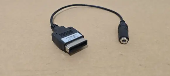 Mercedes-Benz ML W166 AUX in-socket connector A0018276604