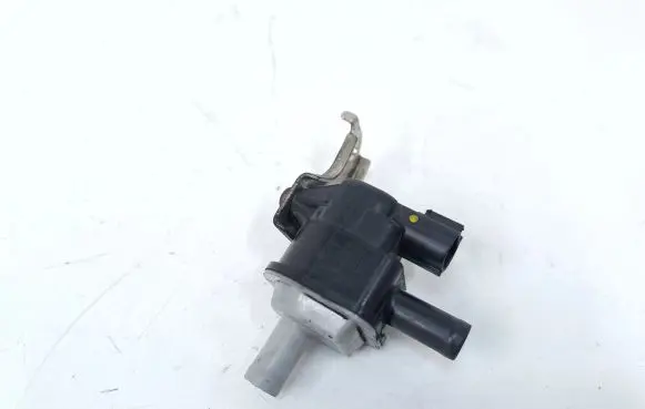Toyota Prius+ (ZVW40) Turbo solenoid valve 9091012279 1362007110