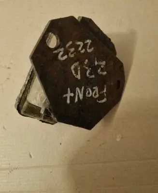 Opel Frontera A Engine mount bracket