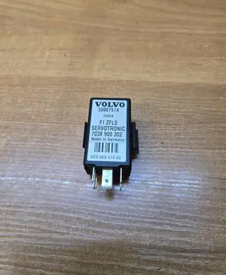 Volvo XC70 Other relay 30667514 5DS00947000 7038900302