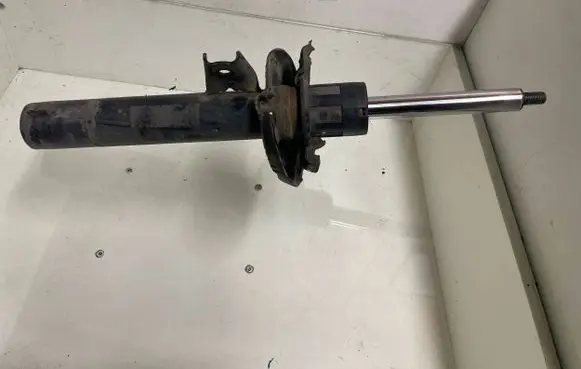 Seat Ateca Front shock absorber/damper 5Q3413031F