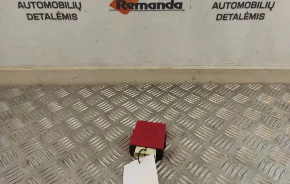 Toyota Auris E180 Other control units/modules 8597012030 0515004270
