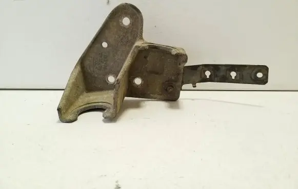 Iveco Daily 5th gen Gear shift cable bracket 8872940